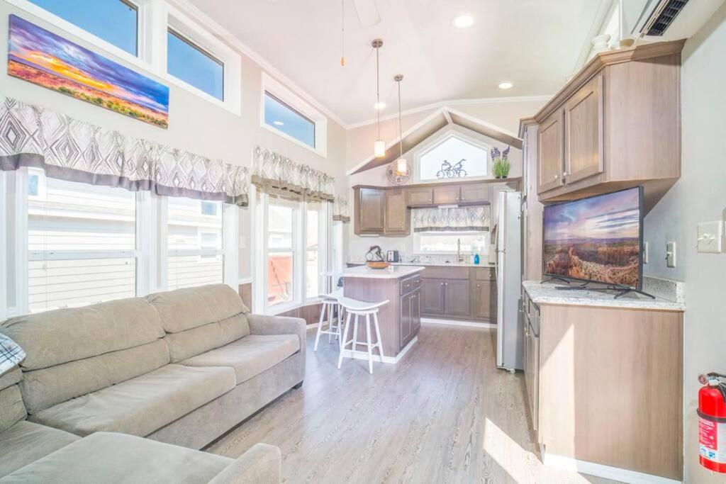 Redrock Moab Tiny House W Large Loft Site 8 Villa Luaran gambar