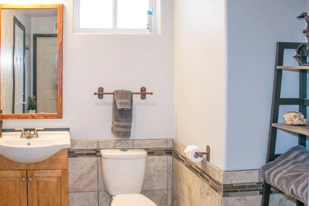 Redrock Moab Tiny House W Large Loft Site 8 Villa Luaran gambar